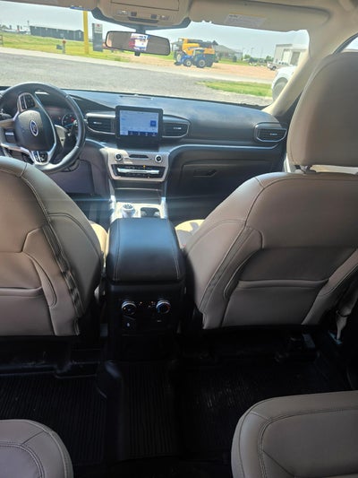 2022 Ford Explorer XLT 4WD
